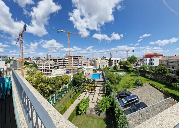 Porto Pool Spot